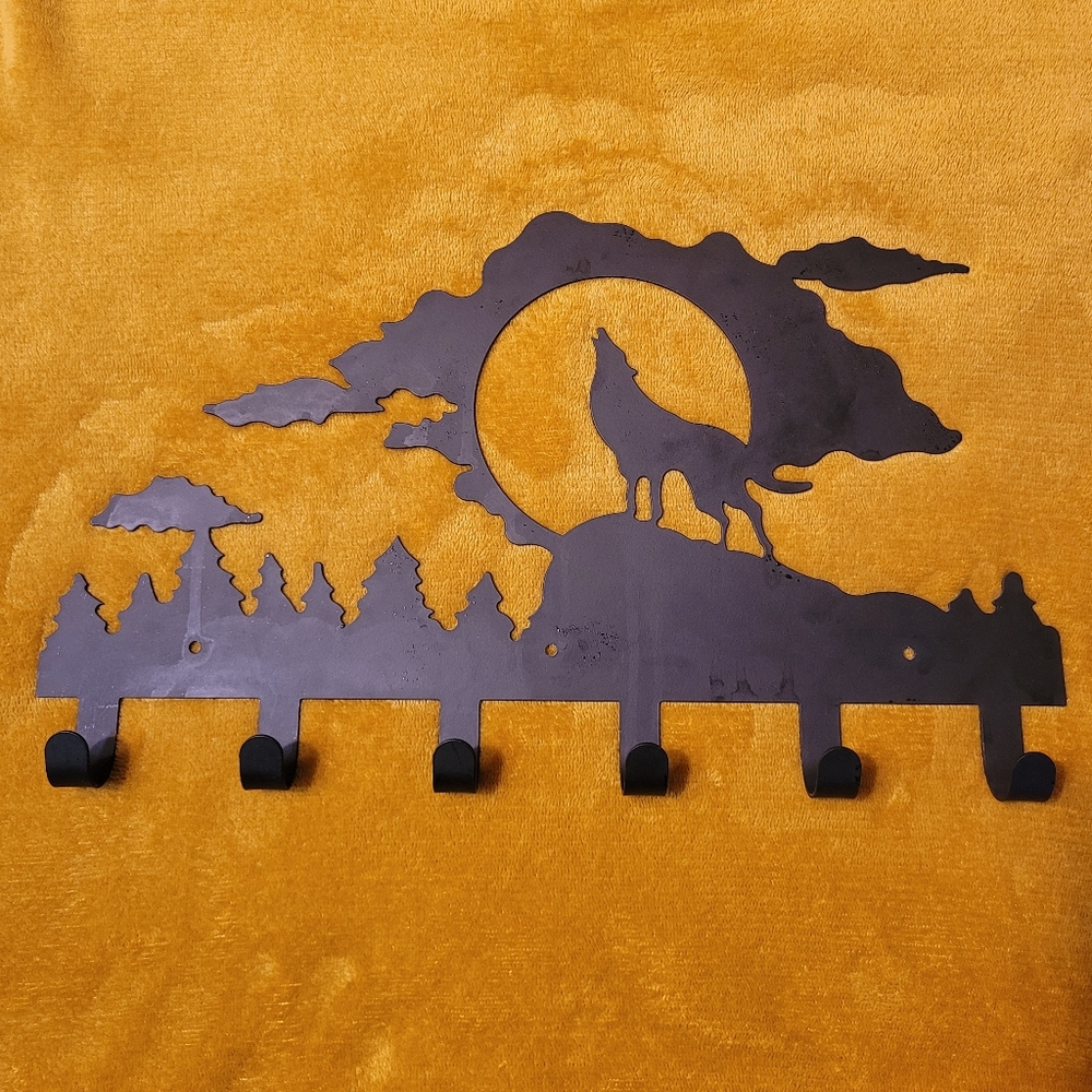 Black Metal Wolf Silhouette Wall Hooks